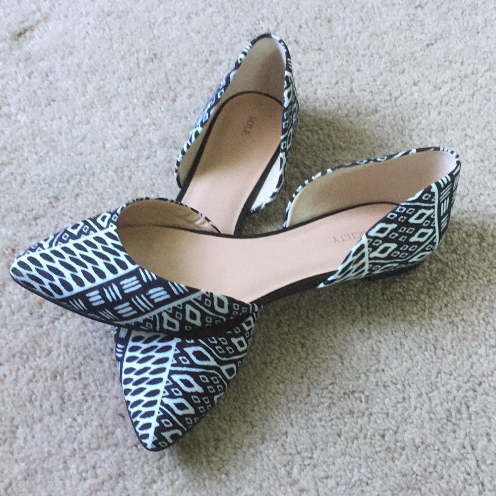 Sole society flats